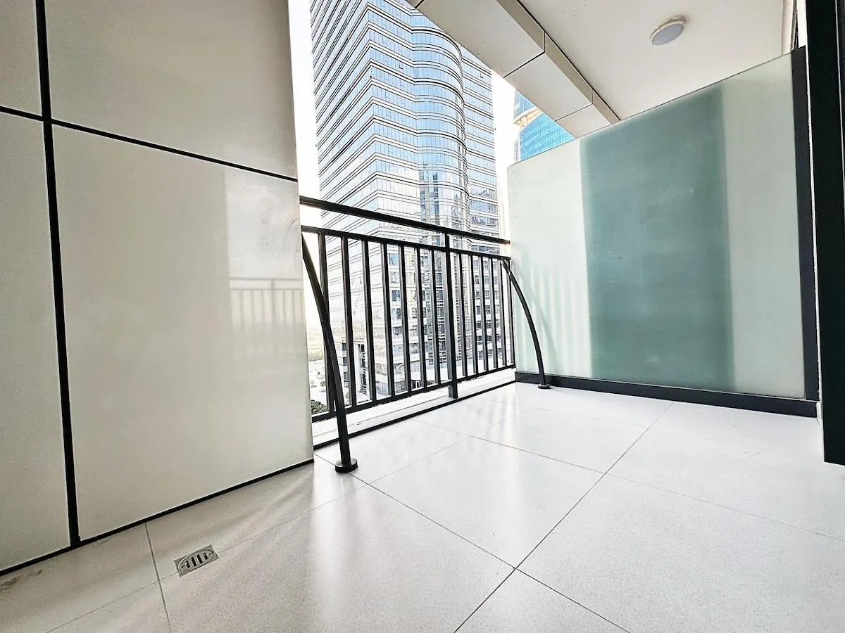 Burj Bliss - Canal-View Luxury 1Br Downtown Dubai Appartement